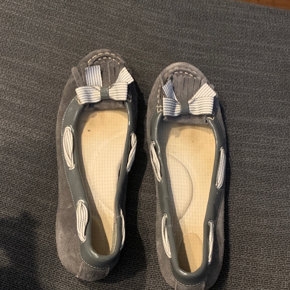 Sperry Gray Suede Bow Flats